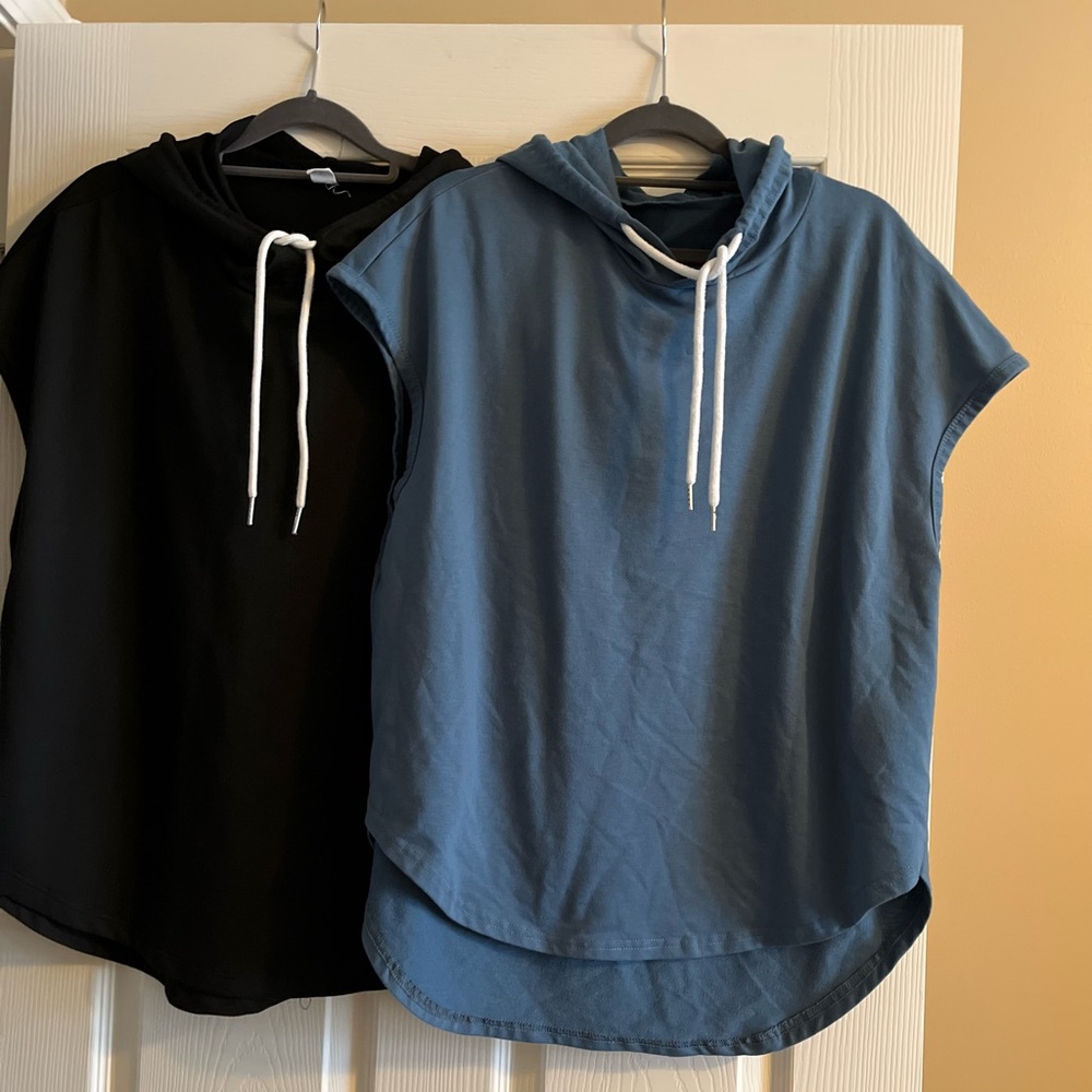Black and Blue Hooded Sleeveless Tops set of two.